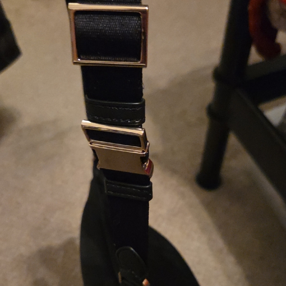 kate spade black nylon waist bag with gold zippers - Picture 4 of 9